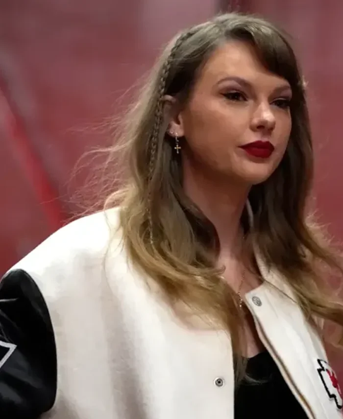 Taylor Swift Travis Kelce’s Letterman Jacket zoom