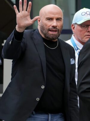 Paris-Olympic-John-Travolta-Black-Blazer-510x600