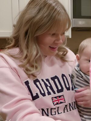 90 Day Fiance Jessica London England Pink Fleece Hoodie