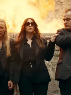 Mafia Mamma Toni Collette Black Blazer