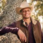 Farmer Wants a Wife S03 Jay Woods Vest